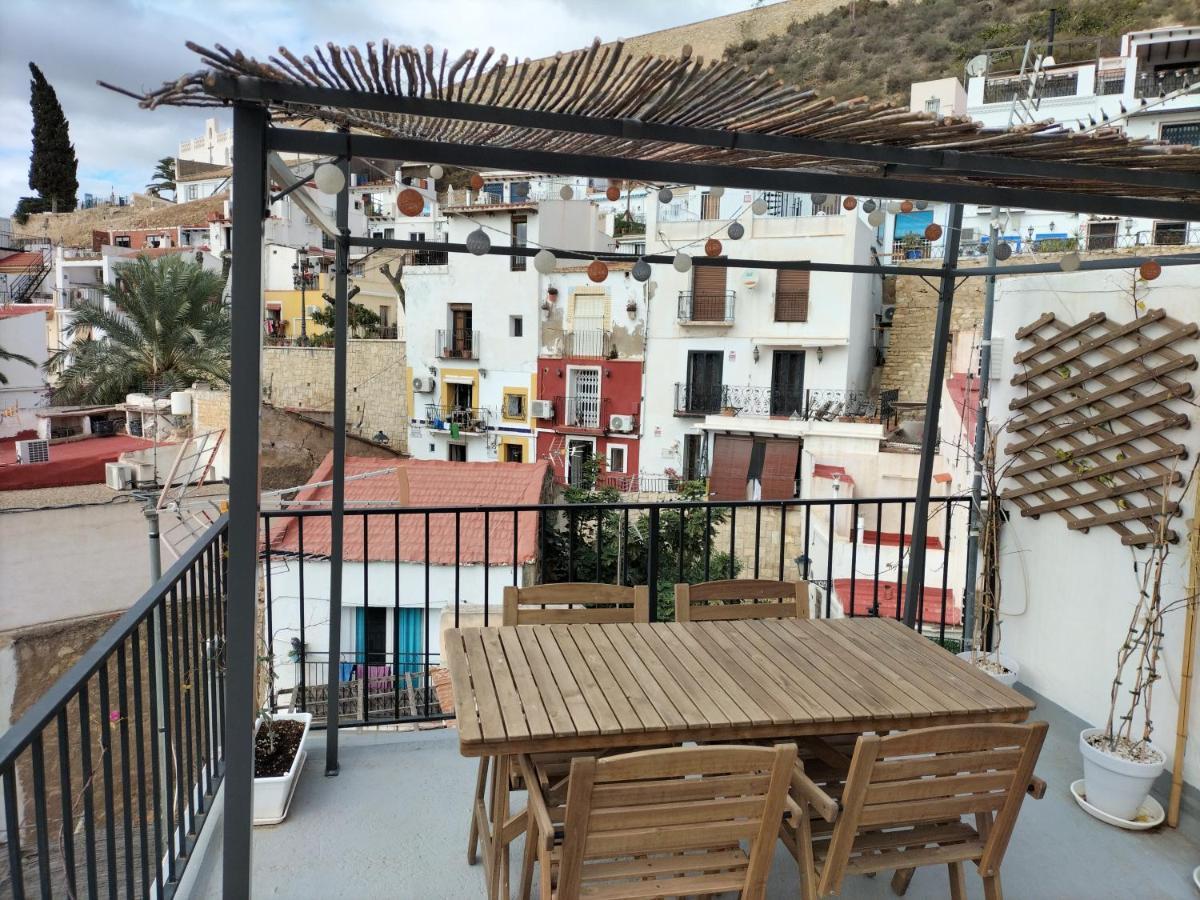 Private Terrace-Romantic-Sea, Castle Views-Central لقنت المظهر الخارجي الصورة