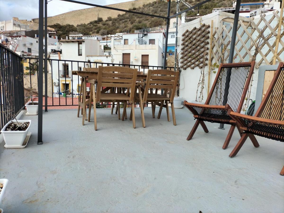 Private Terrace-Romantic-Sea, Castle Views-Central لقنت المظهر الخارجي الصورة